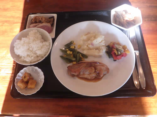夕食