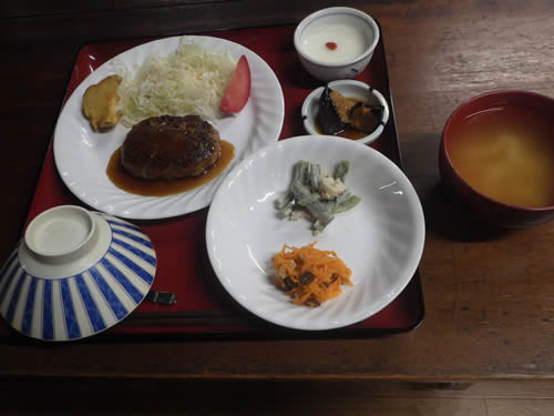 弥四郎小屋の夕飯