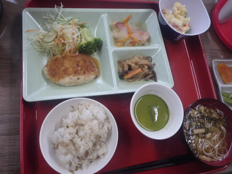 ひうち小屋夕食